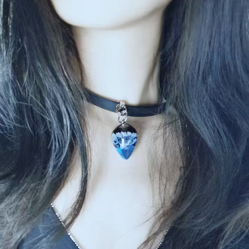 Joyomas - Customized Art Handcrafts Leather Necklace With Crystal Anal Plug - Classic Essentials