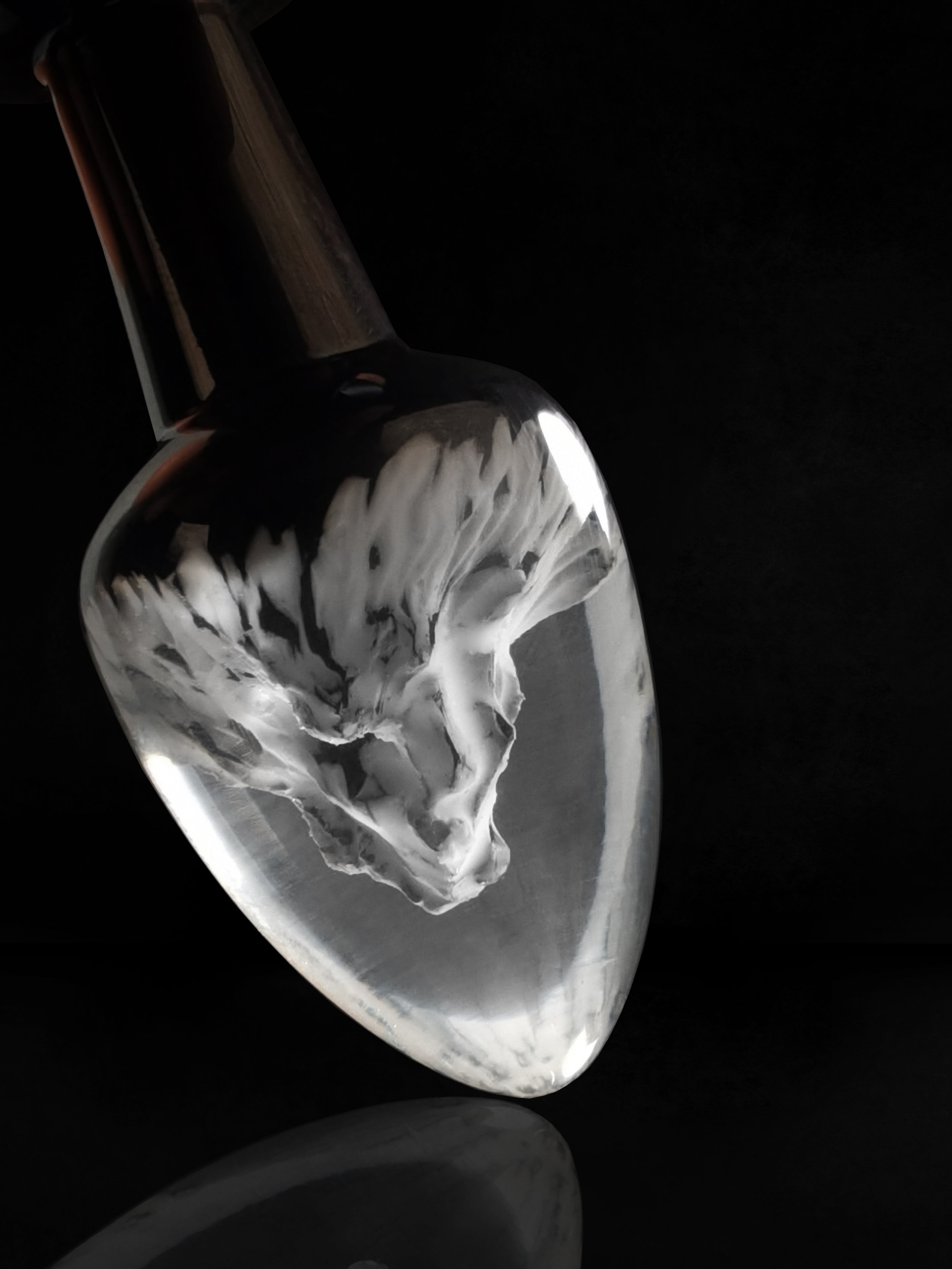 Joyomas - Customized Art Handcrafts- gothic crystal anal plug - Arctic White